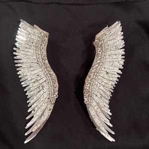 Mignonne Gavigan Wings